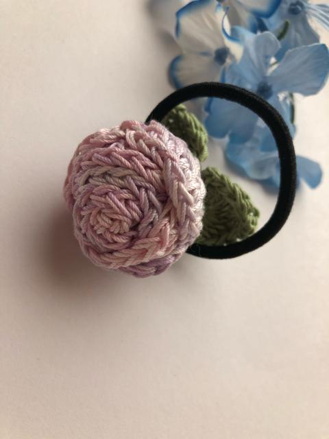 ハンドメイド ヘアゴム ブローチ 巻き巻き薔薇ピンクミックス < 女性ファッション  ハンドメイド ヘアゴム ブローチ 巻き巻き薔薇ピンクミックス < 女性ファッションの