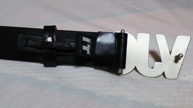 正規未 激レア ヴェルサーチ クラシック VJCブランドロゴ文字バックル レザーベルト 黒 70 スペルアイコン ラグジュアリー < ブランド  正規未 激レア ヴェルサーチ クラシック VJCブランドロゴ文字バックル レザーベルト 黒 70 スペルアイコン ラグジュアリー < ブランドの