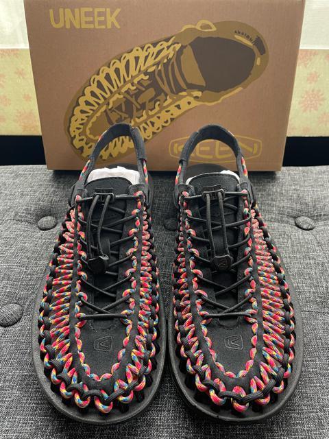 新品 限定コラボ KEEN × BEAMS / 7Color Multi Uneek 1020779 US11 10色にカスタム < ブランド 新品 限定コラボ KEEN × BEAMS / 7Color Multi Uneek 1020779 US11 10色にカスタム < ブランドの