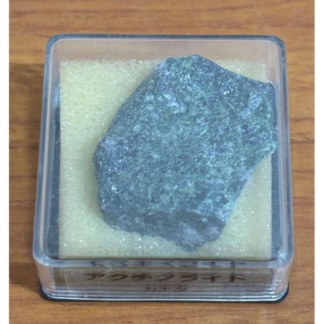 yzfBASXeB[j gW[Xg[ AN`mCg Ji_ zW{̂ qȂ  zr[ 