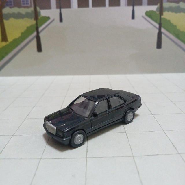 �x���c�~�j�J�[  �� �z�r�[�� 