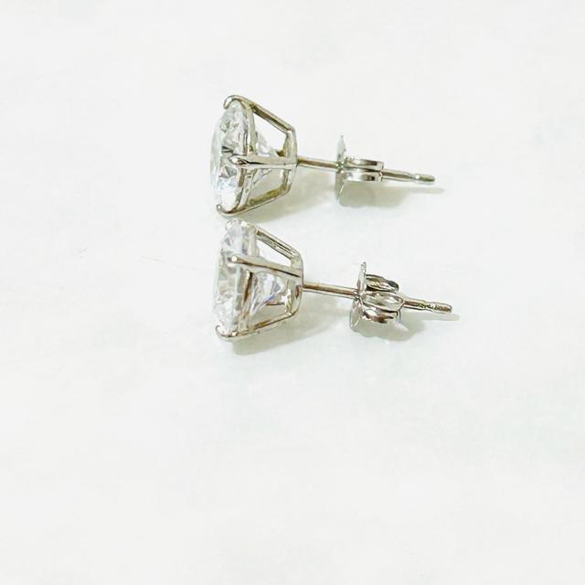 14K ホワイトゴールド スタッド ピアス キュービックジルコニア 7ミリ < ブランド 14K ホワイトゴールド スタッド ピアス キュービックジルコニア 7ミリ < ブランドの