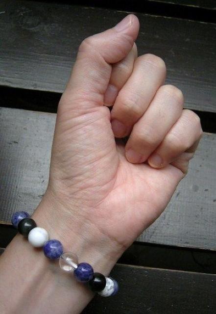 ☆集中力・勉強☆ソーダライトxホークアイxハウライトx水晶 < 女性アクセサリー/時計  ☆集中力・勉強☆ソーダライトxホークアイxハウライトx水晶 < 女性アクセサリー/時計の