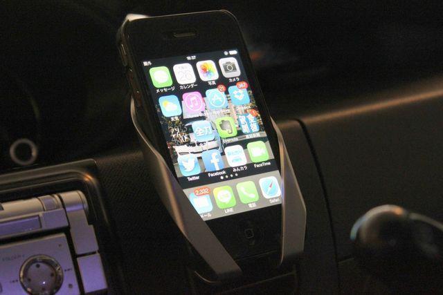 シルバーXブラック スマートフォンホルダー 幅が広がる エアコン < 自動車/バイク シルバーXブラック スマートフォンホルダー 幅が広がる エアコン < 自動車/バイク