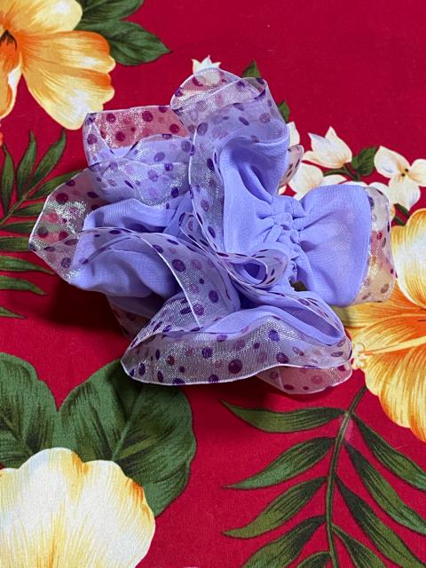 水玉☆綺麗なパープルのシュシュ☆ < 女性アクセサリー/時計  水玉☆綺麗なパープルのシュシュ☆ < 女性アクセサリー/時計の