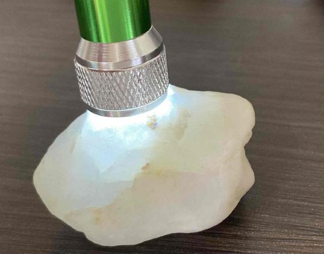 2,200円スタート!「ワイヤー作家」や「ジュエリー作家」の素材に阿波貴石(ホワイトトパーズ)原石 < インテリア/ライフ  2,200円スタート!「ワイヤー作家」や「ジュエリー作家」の素材に阿波貴石(ホワイトトパーズ)原石 < インテリア/ライフの