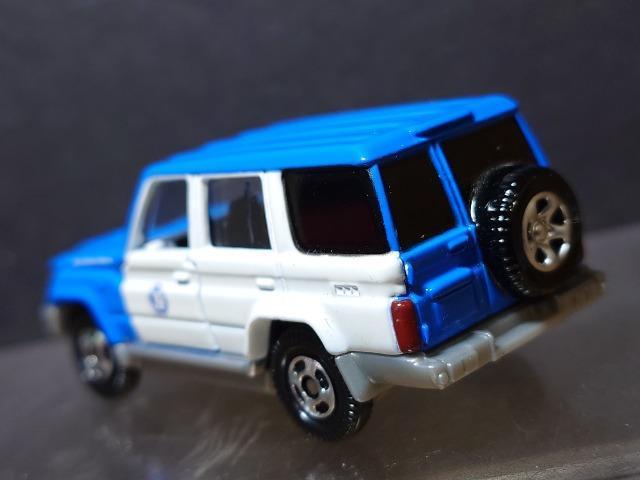 ���Ԕ��g�~�J�S�S���g���^ �����h�N���[�U�[ �i�`�e���[�h�T�[�r�X�J�[��