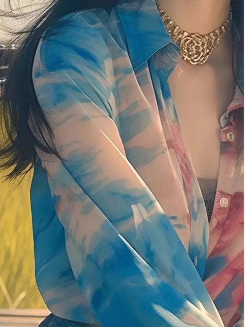 爆ヤス価格1890円★ユニークなフレンチデザインと魅惑のブルーオンブレスタイルのエレガントブラウス 日本サイズL < 女性ファッション 爆ヤス価格1890円★ユニークなフレンチデザインと魅惑のブルーオンブレスタイルのエレガントブラウス 日本サイズL < 女性ファッションの