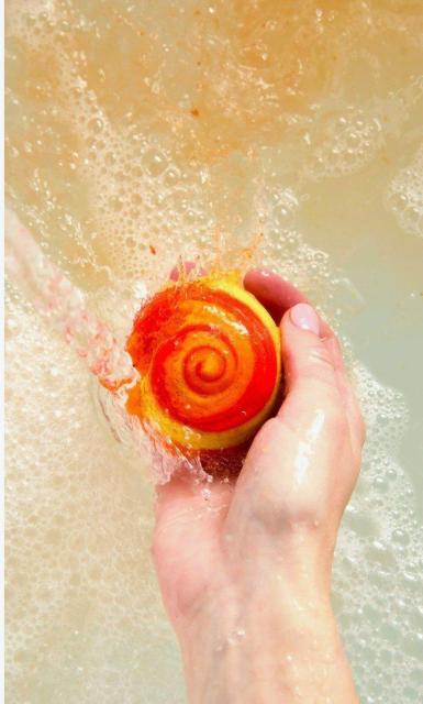 新品 LUSH 入浴剤 セット ギフト クリスマス 誕生日 プレゼント サプライズ プチギフト 温泉の素 ラッシュ ハッピーデーズ < ヘルス/ビューティー 新品 LUSH 入浴剤 セット ギフト クリスマス 誕生日 プレゼント サプライズ プチギフト 温泉の素 ラッシュ ハッピーデーズ < ヘルス/ビューティーの