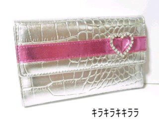 《New》ハート*ラインストーンバックル★クロコ柄*長財布<シルバー> < 女性ファッション  《New》ハート*ラインストーンバックル★クロコ柄*長財布<シルバー>  < 女性ファッションの