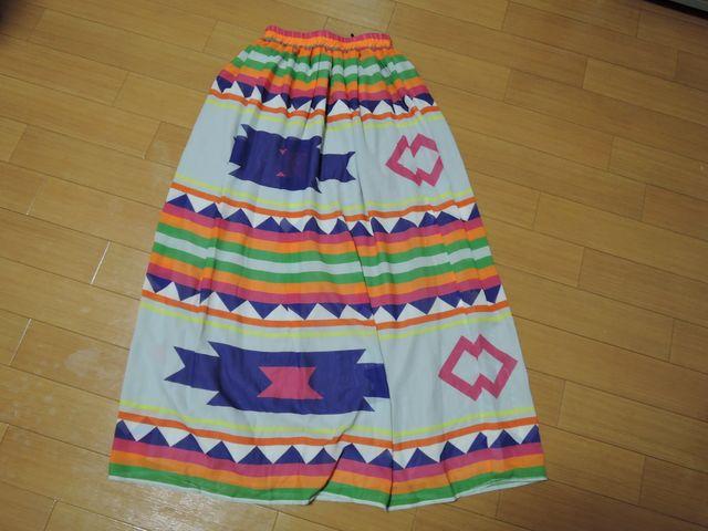 新品ジョイリッチJOYRICHネイティブ系柄ロングスカートXS < ブランド 新品ジョイリッチJOYRICHネイティブ系柄ロングスカートXS < ブランドの