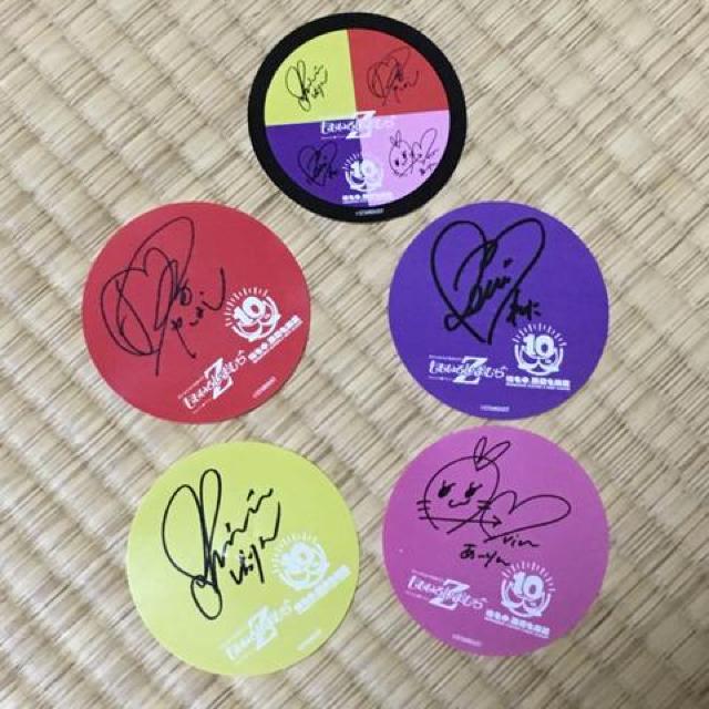 しまむら×ももいろクローバーZ・サイン柄円形ステッカーセット < タレントグッズ  しまむら×ももいろクローバーZ・サイン柄円形ステッカーセット < タレントグッズの