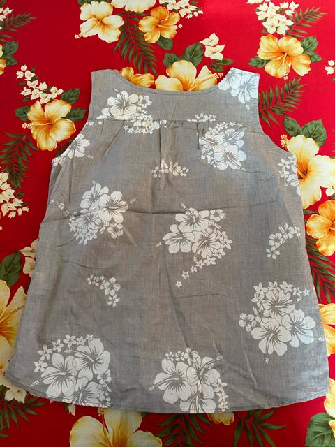 EASTBOY☆ライトグレー×白ハイビスカス☆ノースリーブトップス < ブランド EASTBOY☆ライトグレー×白ハイビスカス☆ノースリーブトップス < ブランドの