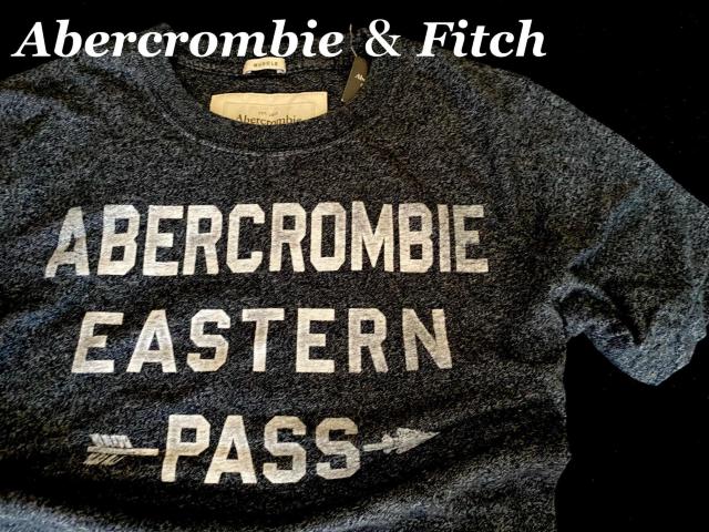 【Abercrombie & Fitch】アバクロ Vintage Printed XL Musle Fit /Navy < ブランド  【Abercrombie & Fitch】アバクロ Vintage Printed XL Musle Fit /Navy < ブランドの