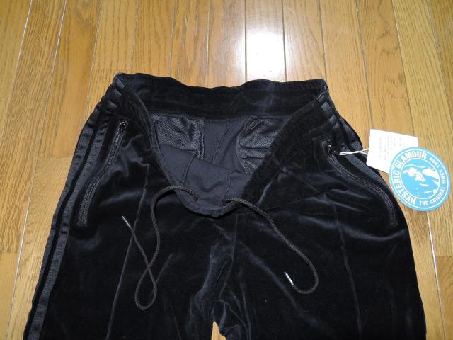 新品 T.NOGUCHI × HYSTERIC GLAMOUR トラックパンツ M 黒 ベロア生地 ジャージ 野口強 < ブランド  新品 T.NOGUCHI × HYSTERIC GLAMOUR トラックパンツ M 黒 ベロア生地 ジャージ 野口強 < ブランドの