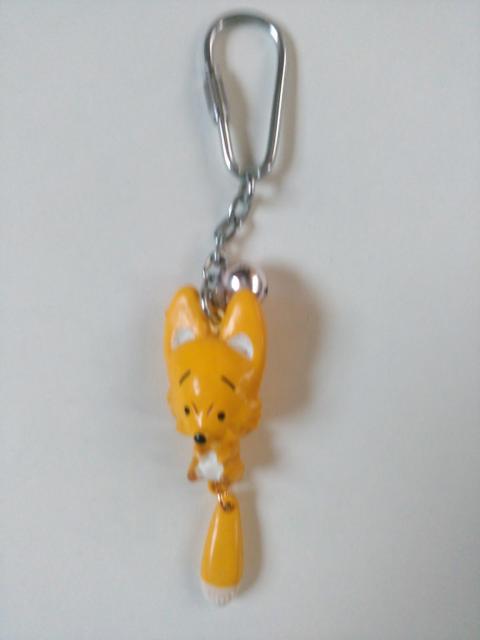 中古品 きつね キーホルダー 鈴付き  < 女性ファッション  中古品 きつね キーホルダー 鈴付き   < 女性ファッションの
