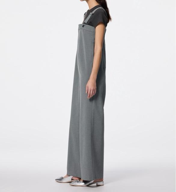 新品☆GU(ジーユー)タックサロペットパンツS☆ < ブランド 新品☆GU(ジーユー)タックサロペットパンツS☆ < ブランドの