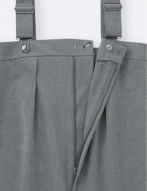 新品☆GU(ジーユー)タックサロペットパンツS☆ < ブランド 新品☆GU(ジーユー)タックサロペットパンツS☆ < ブランドの