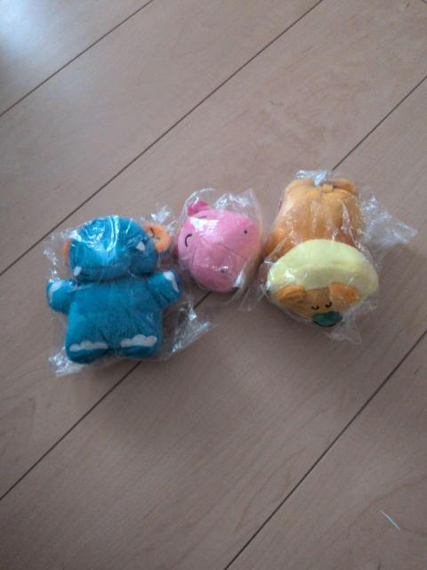 ビニールに入った未開封の可愛いキャラクターのぬいぐるみ3点セット < アニメ/コミック/キャラクター ビニールに入った未開封の可愛いキャラクターのぬいぐるみ3点セット < アニメ/コミック/キャラクターの