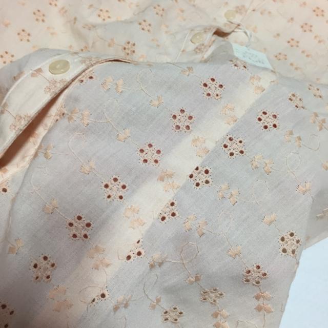 サーモンピンク お花のレースシャツ 7分丈 < 女性ファッション  サーモンピンク お花のレースシャツ 7分丈 < 女性ファッションの