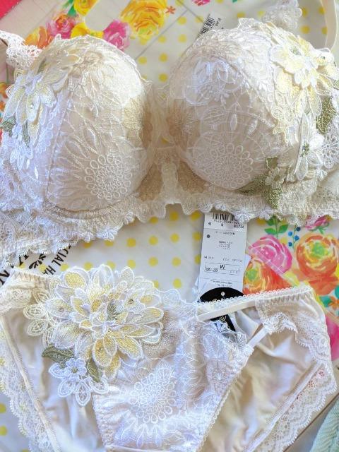 salute/サルート/店舗限定/中国音楽/08G/F70/ノーマルスタンダードショーツ/M/BE < 女性ファッション  salute/サルート/店舗限定/中国音楽/08G/F70/ノーマルスタンダードショーツ/M/BE  < 女性ファッションの