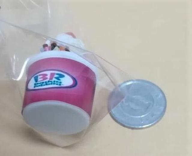 ミニチュア★サーティーワン★カップアイス★いちご★ストロベリー★BR★リカちゃんやシルバニアに★ドールハウス★ < おもちゃ  ミニチュア★サーティーワン★カップアイス★いちご★ストロベリー★BR★リカちゃんやシルバニアに★ドールハウス★ < おもちゃの