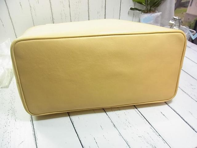 500~X^Ki@TASAKI por RELIQUIAE i@^TL@ |LAGjU[g[gobN