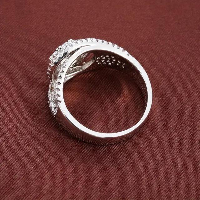 爆ヤス価格590円★きらめくジルコニアの花の指輪 エレガントな金のオープンリングUSAサイズ7号(日本サイズ14号)ゴールド < 女性アクセサリー/時計 爆ヤス価格590円★きらめくジルコニアの花の指輪 エレガントな金のオープンリングUSAサイズ7号(日本サイズ14号)ゴールド < 女性アクセサリー/時計の