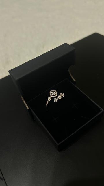 【正規品】ルイヴィトン リング バーグ・フラワー モノグラム ゴールド 指輪 < ブランド 【正規品】ルイヴィトン リング バーグ・フラワー モノグラム ゴールド 指輪 < ブランドの