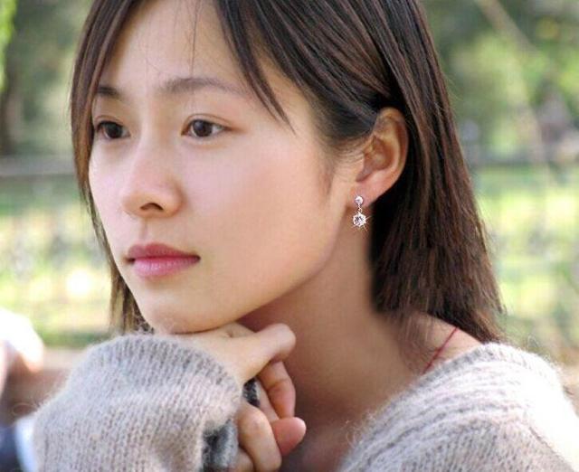 【送料無料】高級感※ピアス レディース 贈り物 プレゼント Czダイヤ ホワイトゴールド S925 新品 < 女性アクセサリー/時計 【送料無料】高級感※ピアス レディース 贈り物 プレゼント Czダイヤ ホワイトゴールド S925 新品 < 女性アクセサリー/時計の