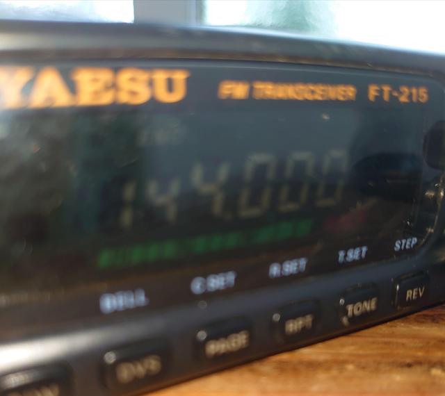 �����G�X �yFT-215�z�� 144 MHz��  �����@��used