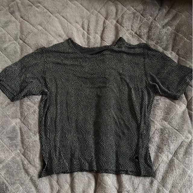 タンス整理品 衣類 おまとめOK ホームクリーニング済み 半袖カットソー Mサイズ < 女性ファッション  タンス整理品 衣類 おまとめOK ホームクリーニング済み 半袖カットソー Mサイズ  < 女性ファッションの