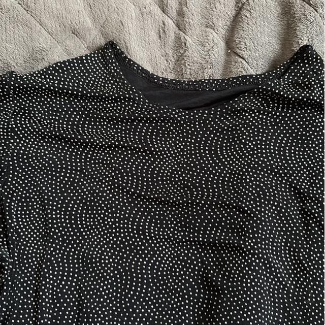 タンス整理品 衣類 おまとめOK ホームクリーニング済み 半袖カットソー Mサイズ < 女性ファッション  タンス整理品 衣類 おまとめOK ホームクリーニング済み 半袖カットソー Mサイズ < 女性ファッションの