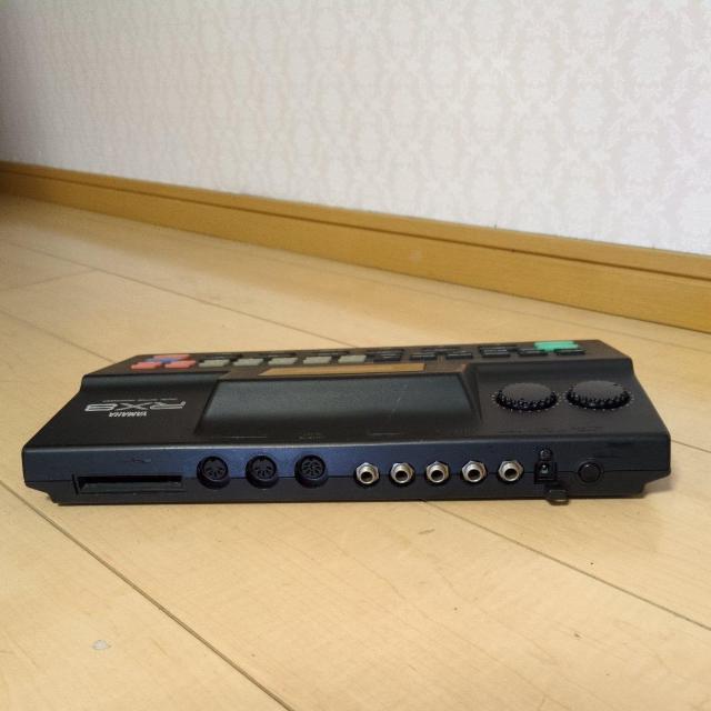 Yamaha �f�W�^�� ���Y�� �v���O���}�[ RX8 �� �Ɠd/AV�� 