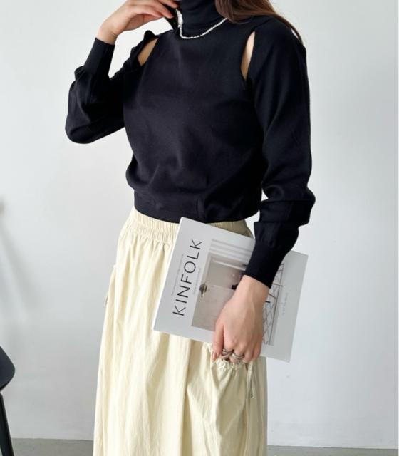 新品☆un+frame(アンフレーム)ショルダーカットアウト タートルネックニット☆ < 女性ファッション 新品☆un+frame(アンフレーム)ショルダーカットアウト タートルネックニット☆ < 女性ファッションの