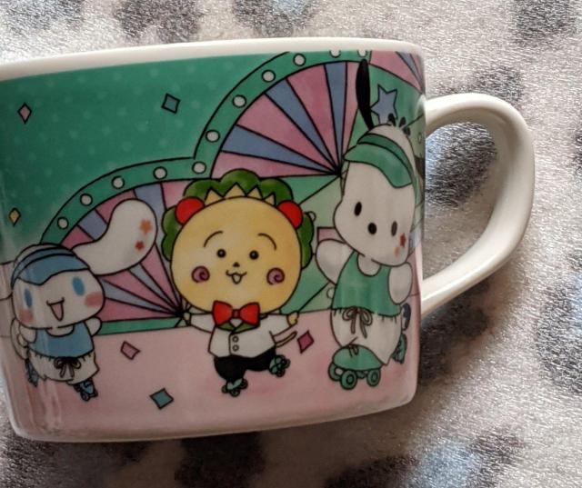 ファミマ限定コジコジ×サンリオキャラクターズマグカップ(シナモロール ポチャッコ ポムポムプリン) < アニメ/コミック/キャラクター  ファミマ限定コジコジ×サンリオキャラクターズマグカップ(シナモロール ポチャッコ ポムポムプリン)  < アニメ/コミック/キャラクターの
