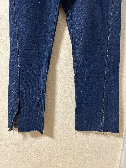 新品タグ付きFactor★裾スリット切りっぱなしジーンズ < 女性ファッション 新品タグ付きFactor★裾スリット切りっぱなしジーンズ < 女性ファッションの