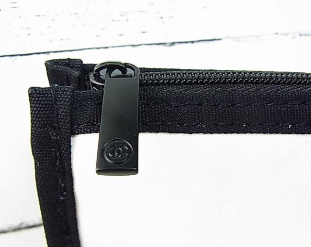 500円スタ★正規未使用非売品CHANEL BEAUTE シャネル ノベルティポーチキャンバス素材 ホワイト シンプル No.5 < ブランド 500円スタ★正規未使用非売品CHANEL BEAUTE シャネル ノベルティポーチキャンバス素材 ホワイト シンプル No.5 < ブランドの