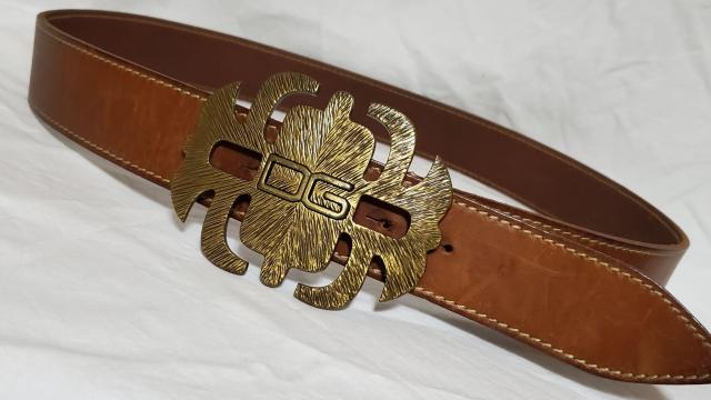 正規 ドルチェ&ガッバーナ バロック D&G アイコンロゴ スパイダーバックル レザーベルト 茶×金 100 最大サイズ金具 XL < ブランド  正規 ドルチェ&ガッバーナ バロック D&G アイコンロゴ スパイダーバックル レザーベルト 茶×金 100 最大サイズ金具 XL  < ブランドの