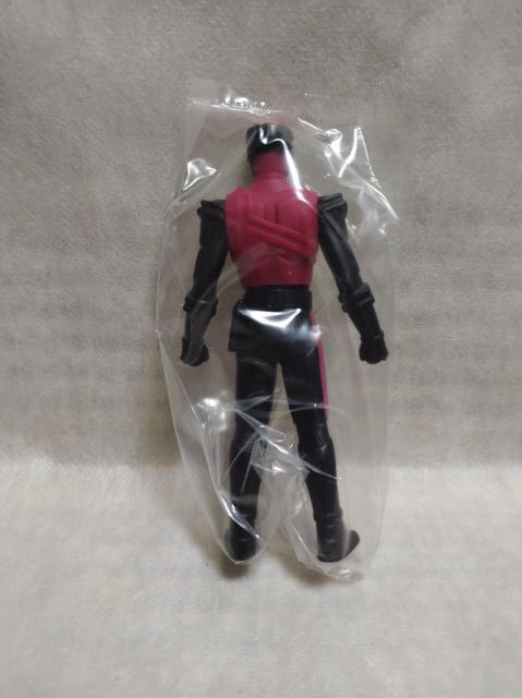 ※体長11センチ※仮面ライダーディケイドソフビ < おもちゃ  ※体長11センチ※仮面ライダーディケイドソフビ < おもちゃの