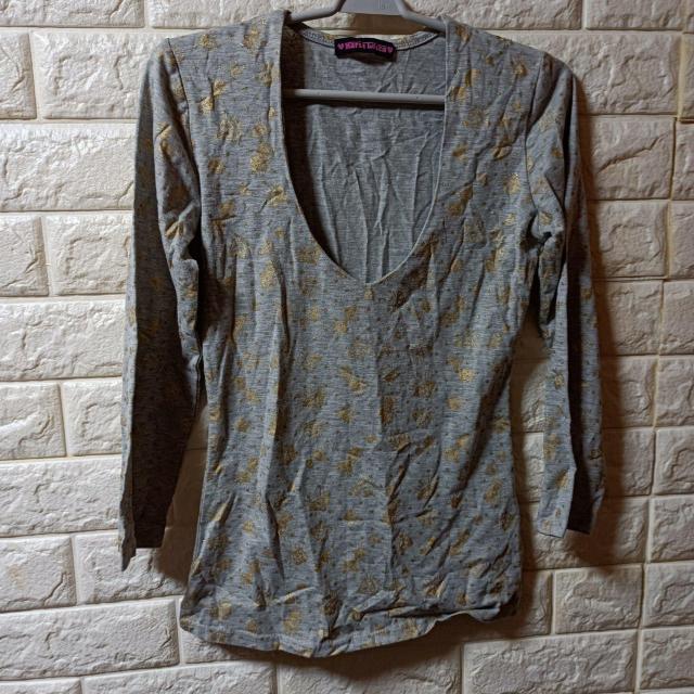 Maria Luiza★USED美品★前がん開きカットソー < 女性ファッション  Maria Luiza★USED美品★前がん開きカットソー  < 女性ファッションの