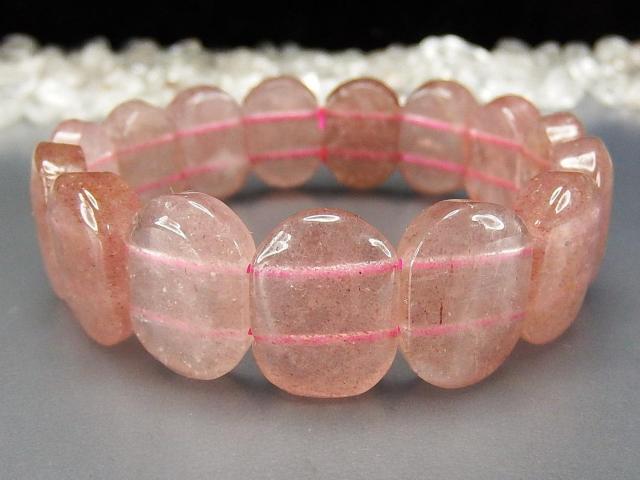 愛と美女性天然石ストロベリークォーツ楕円形バングルブレスレット縦約18mm < 女性アクセサリー/時計  愛と美女性天然石ストロベリークォーツ楕円形バングルブレスレット縦約18mm < 女性アクセサリー/時計の