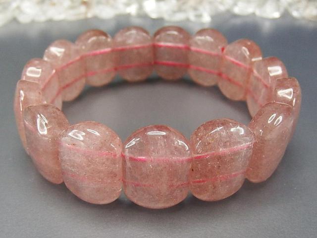 愛と美女性天然石ストロベリークォーツ楕円形バングルブレスレット縦約18mm < 女性アクセサリー/時計  愛と美女性天然石ストロベリークォーツ楕円形バングルブレスレット縦約18mm < 女性アクセサリー/時計の