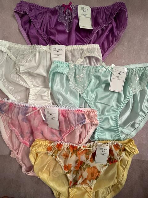 4Lサイズ!5枚セット!ツルツル光沢素材!シフォン使い!色とりどり!エレガント!高貴品格!ショーツ!No.美 < 女性ファッション  4Lサイズ!5枚セット!ツルツル光沢素材!シフォン使い!色とりどり!エレガント!高貴品格!ショーツ!No.美  < 女性ファッションの