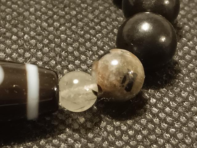 レアです。「運勢の急激な上昇」閃電五眼天珠のブレスです。一点物。 < 女性アクセサリー/時計 レアです。「運勢の急激な上昇」閃電五眼天珠のブレスです。一点物。 < 女性アクセサリー/時計の