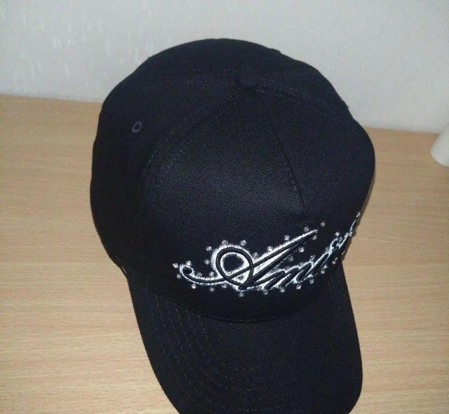 �A�~�����C���X�g�[���L���b�v �� �j���t�@�b�V������ 