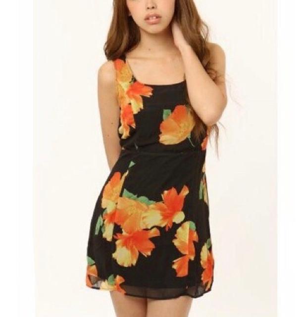 LIP SERVICEobN҂ݏグ t[s[X  uh 