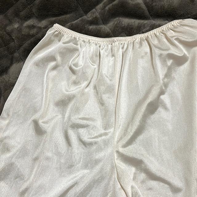 ☆☆☆タンス整理品 衣類 おまとめOK ホームクリーニング済み ペチパンツ クリーム系 Mサイズ < 女性ファッション  ☆☆☆タンス整理品 衣類 おまとめOK ホームクリーニング済み ペチパンツ クリーム系 Mサイズ < 女性ファッションの