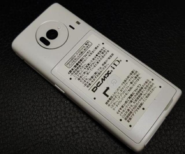 docomo SH-03E zCg SIMbNς