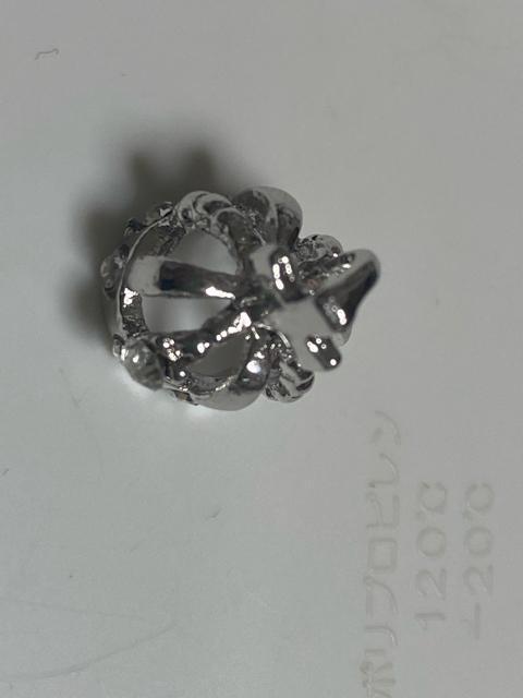 1円スタート 未使用品 アクセサリー 王冠 ペンダントトップ < 女性アクセサリー/時計  1円スタート 未使用品 アクセサリー 王冠 ペンダントトップ  < 女性アクセサリー/時計の